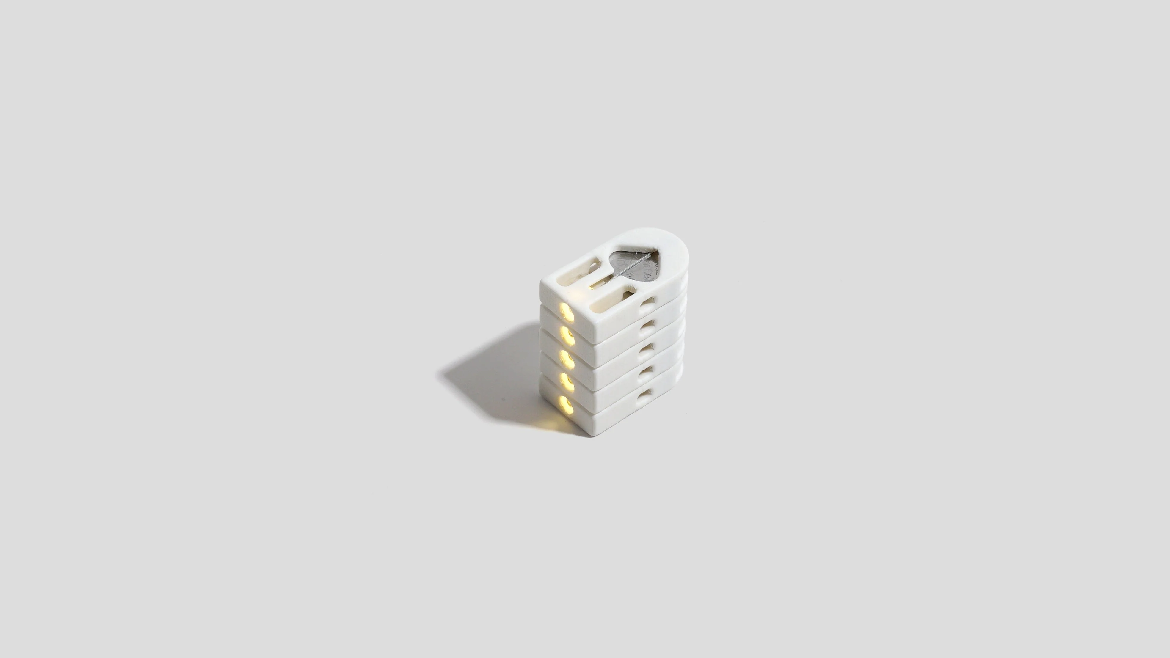 1P Flashlight - Image 3