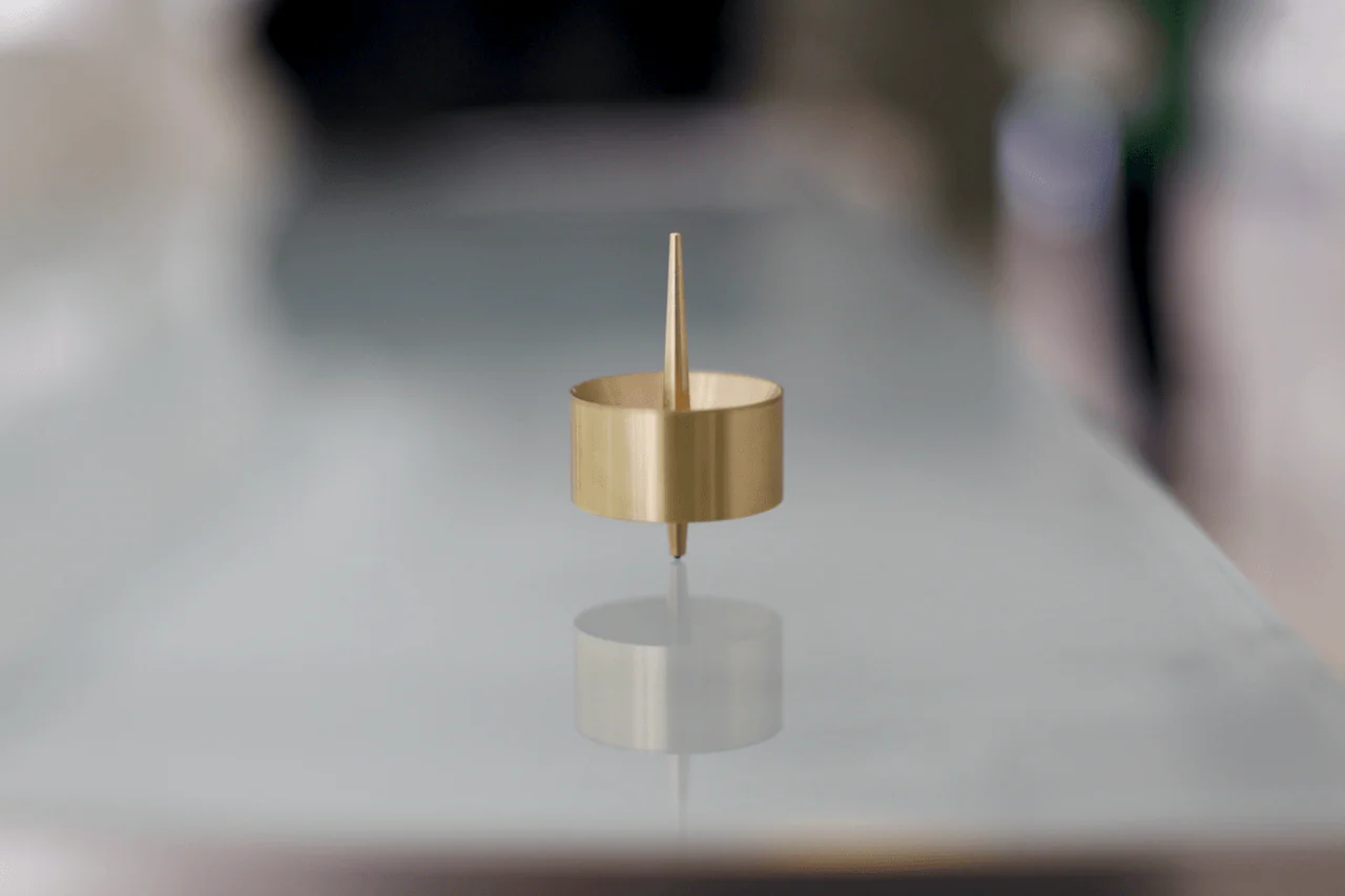 Spin Top - Image 3